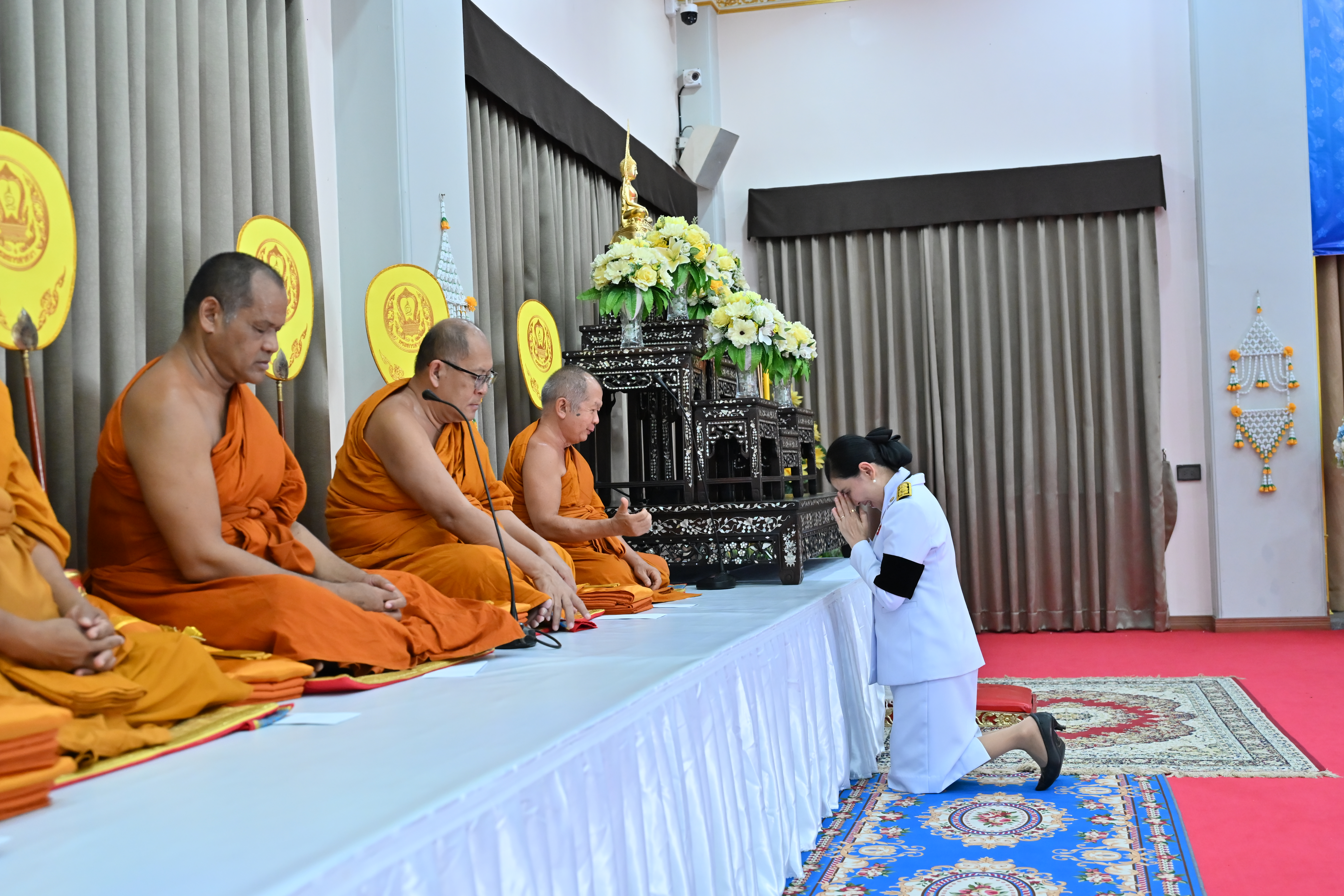 title - ส.ป.ก.นครปฐม เข้าร่วมพิธีเจริญพระพุทธมนต์เฉลิมพระเกียรติ สมเด็จพระเจ้าลูกยาเธอ เจ้าฟ้าทีปังกรรัศมีโชติ มหาวชิโรตตมางกูร สิริวิบูลยราชกุมาร เนื่องในโอกาสวันคล้ายวันประสูติ